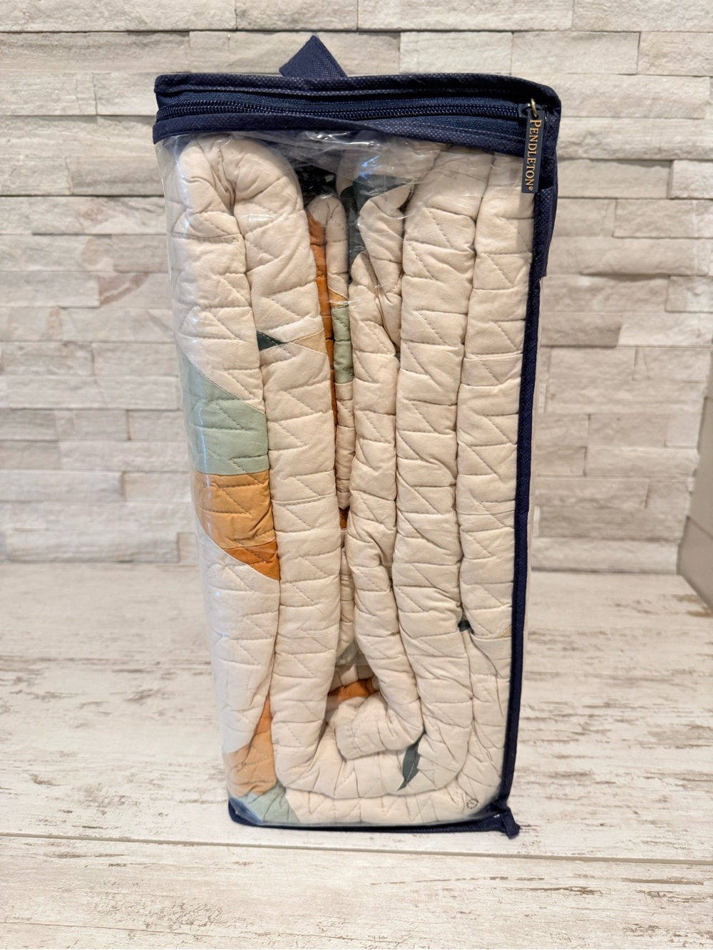 Pendleton Solstice Canyon 3pc Quilt & Shams Set 90” X  92” Tan Multi 100% Cotton - Picture 9 of 14